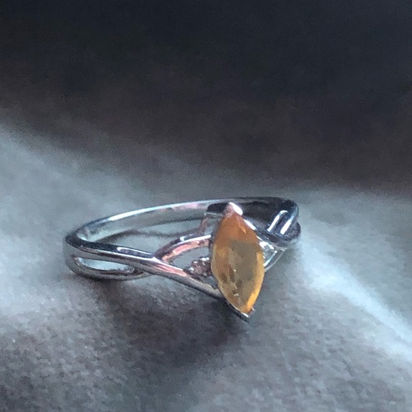 10k white gold citrine ring - Picture 4 of 15